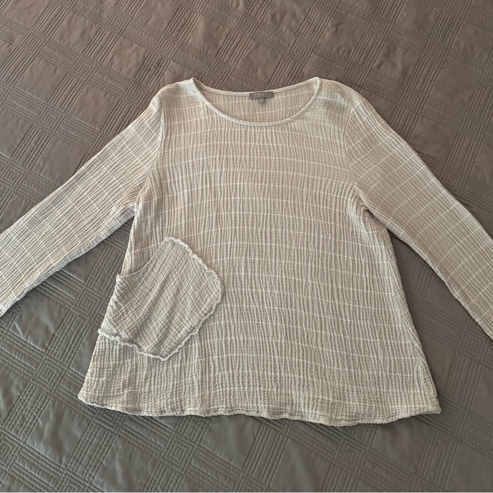 Habitat Clothes to Live in Light Gray Striped Long-Sleeve Women’s Top - Picture 9 of 16